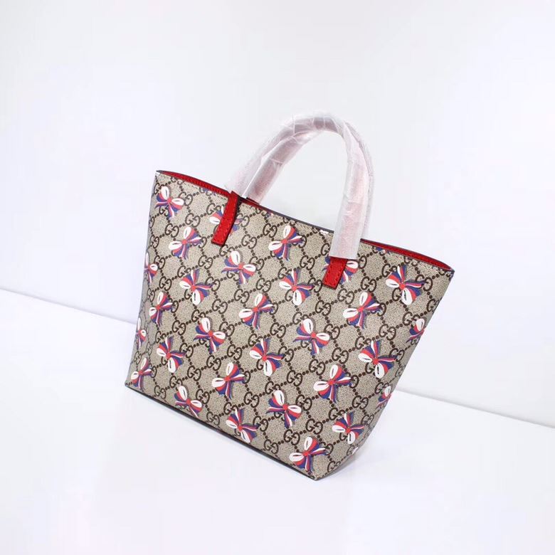 Gucci Shopping Bags